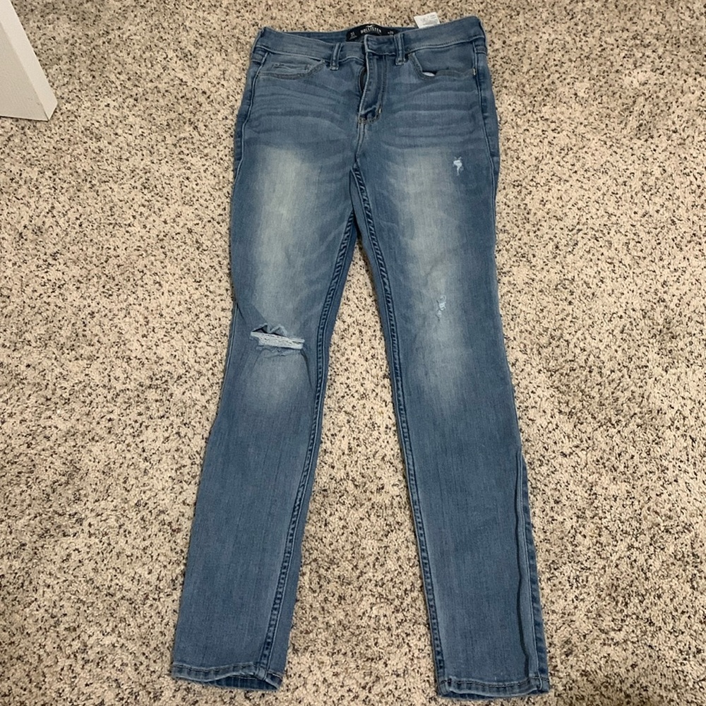 Hollister High Rise Super Skinny Size 3s